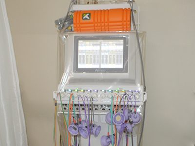 HV（ハイボルテージ）治療器・MCC（全身調整微弱電流）治療器